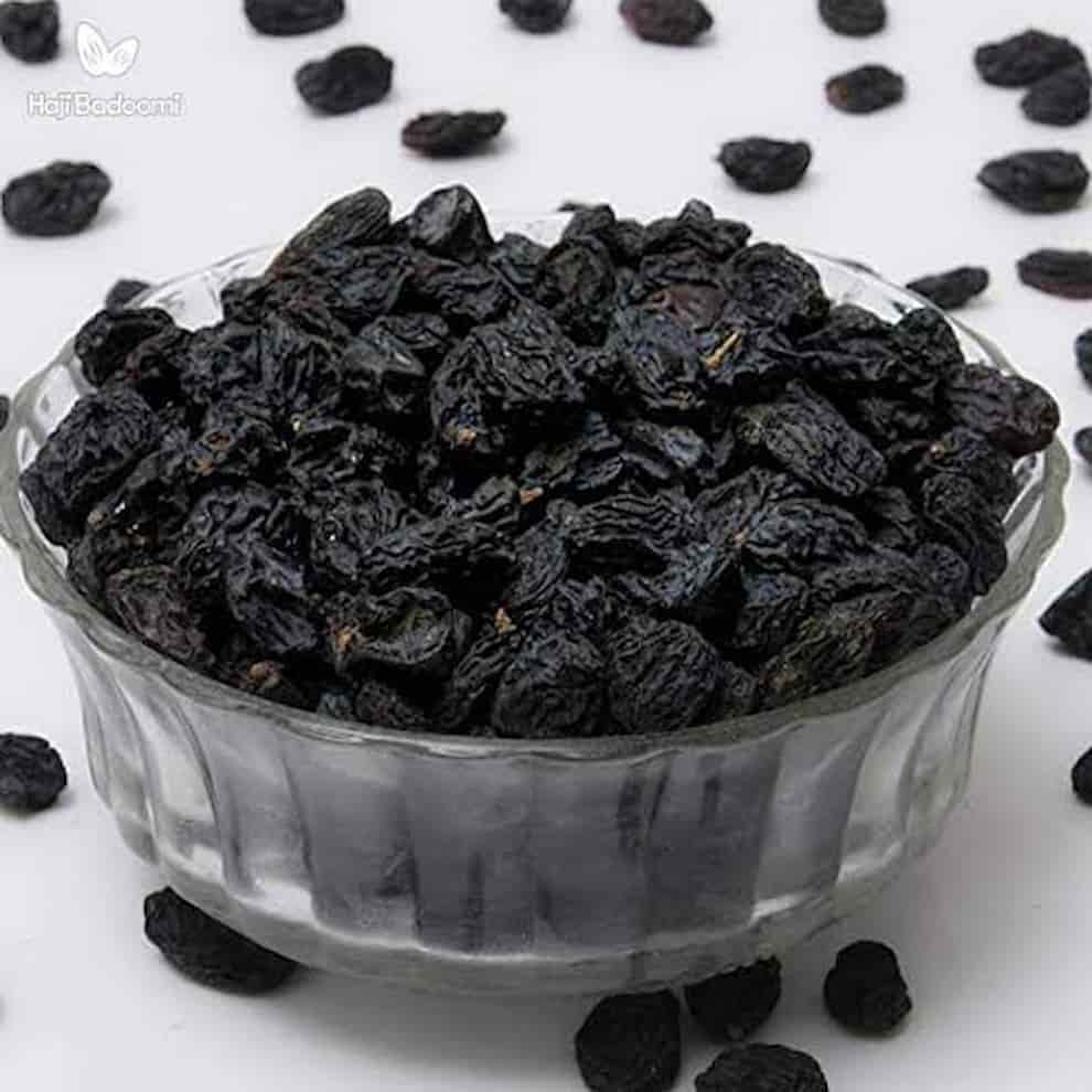 مویز ملایر تهیه شده از انگورهای مناطق معتدل و مرغوب